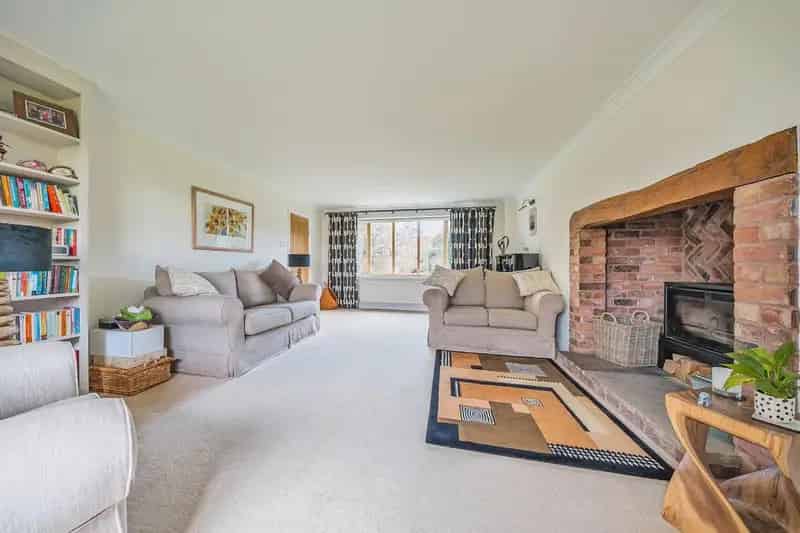 4 Bed Property for Sale