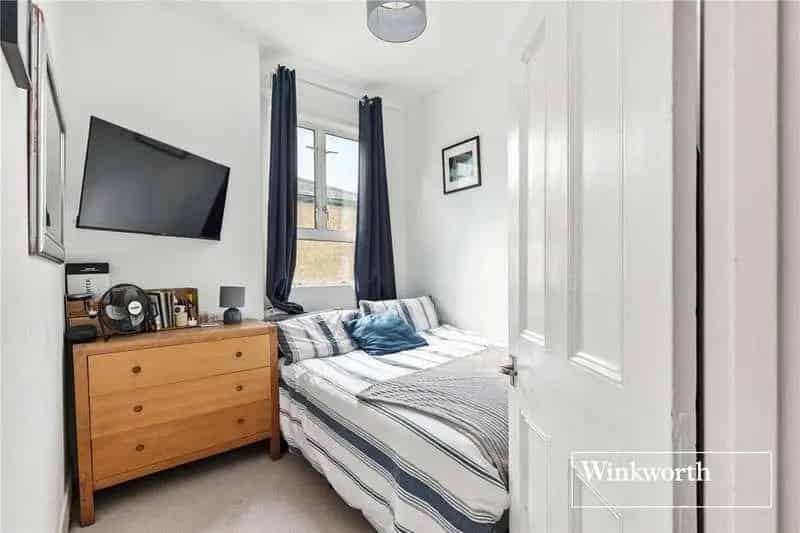 3 Bed Edwardian Flat for Sale Near Finchley Central
