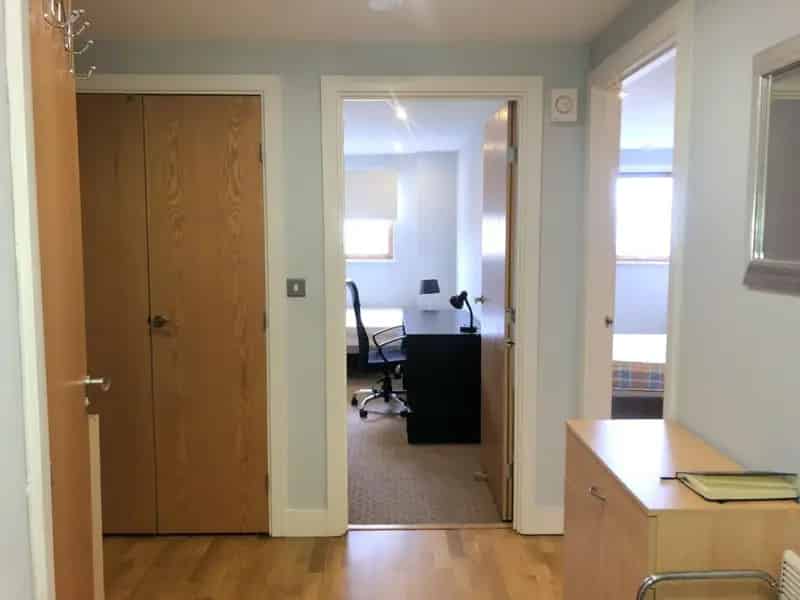 2 Bedroom Flat to Rent Clarence Dock