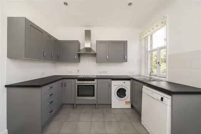 2-Bedroom Apartment for Sale in Abingdon Villas London W8