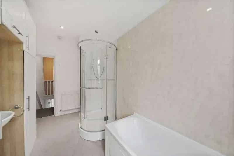 2 Bed House for Sale Popular Residential Area