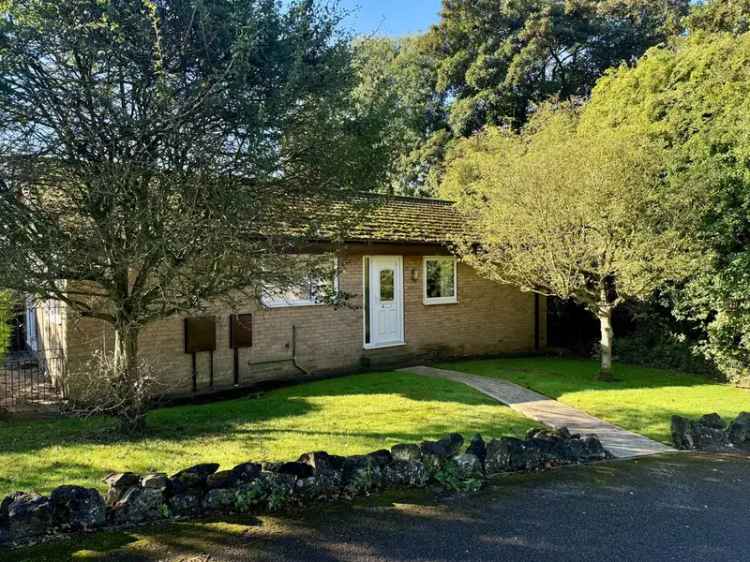 Bungalow For Sale in Bolsover, England