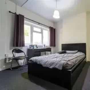 3 rooms flat of 72 m² in Birmingham
