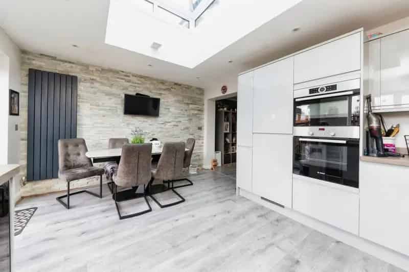 3 Bedroom House with Study and Garage Near Stotfold High Street