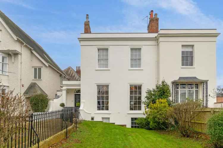 6 Bedroom Regency Townhouse Leamington Spa