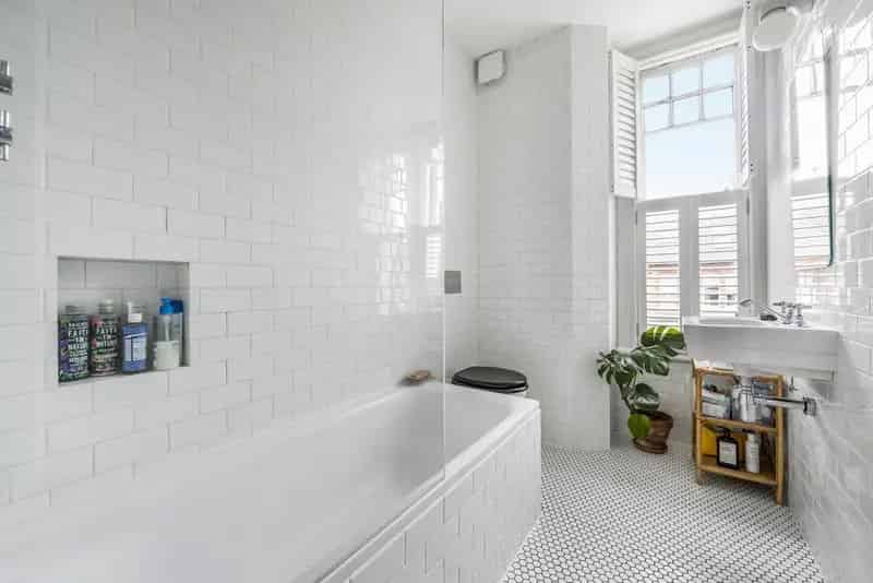 Stunning Two Bedroom Flat Crouch End Close To Transport Links