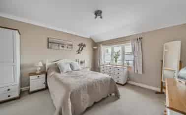 3 Bedroom House in St Teath Cornwall Modern Kitchen Detached Garage