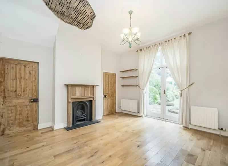 Five Bedroom Edwardian House For Sale
