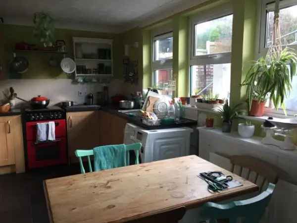 House For Rent in Falmouth, England