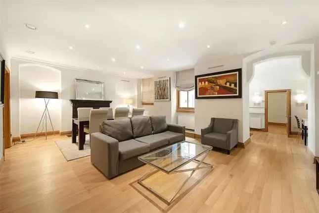 Flat to rent in Lancaster Gate, London W2