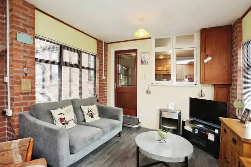 Detached Bungalow Near Grantham Two Bedrooms Large Garden