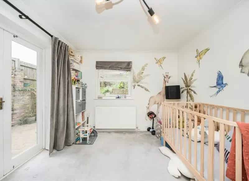 Two Bedroom Garden Flat Kentish Town High Standard Finish Private Garden
