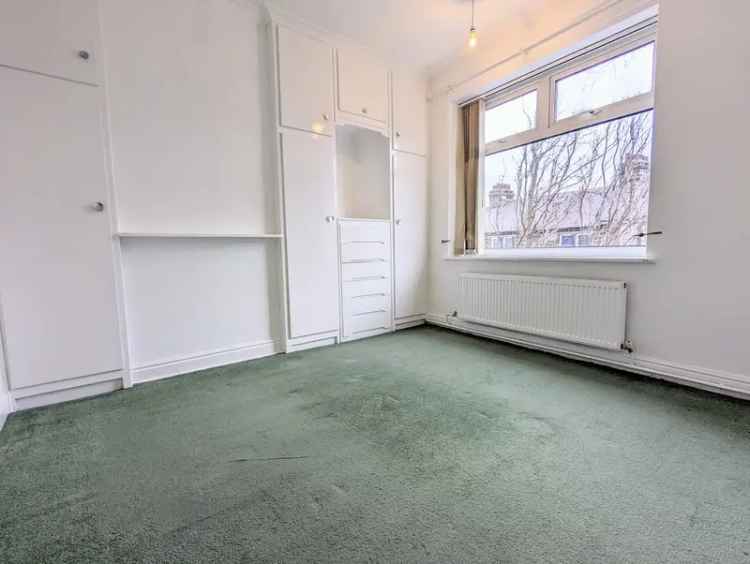 Flat For Sale in Harrogate, England