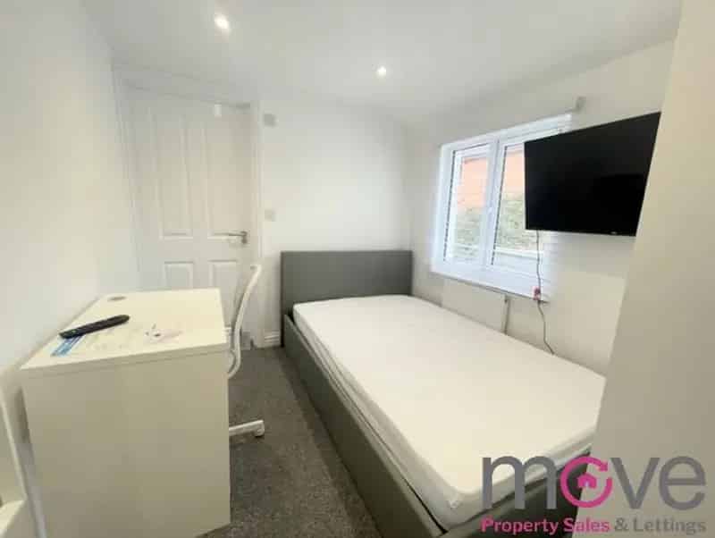 1 Bedroom House Share to Rent