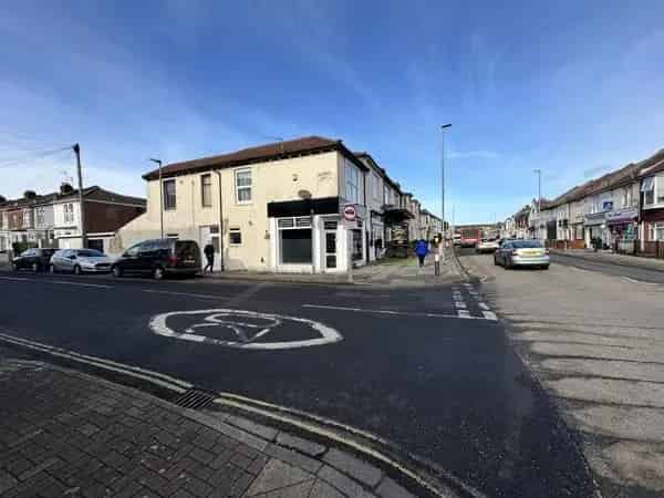 Portsmouth Commercial Space: Retail Shop, Workshop & Yard