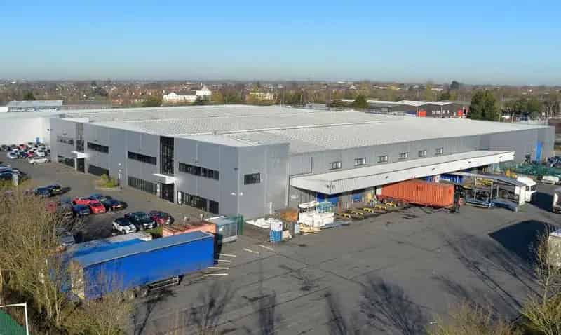 162306 sq ft Distribution Warehouse with Offices and Secure Yard