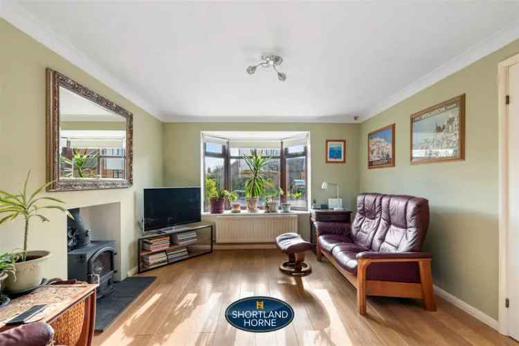 3 Bedroom Detached House to Rent Chapelfields