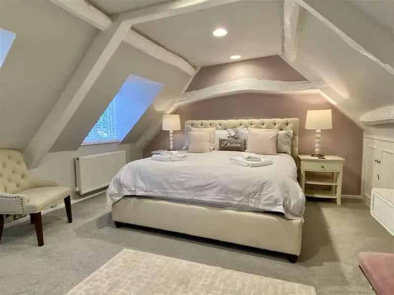 2 Bed House for Sale in Stow-on-the-Wold