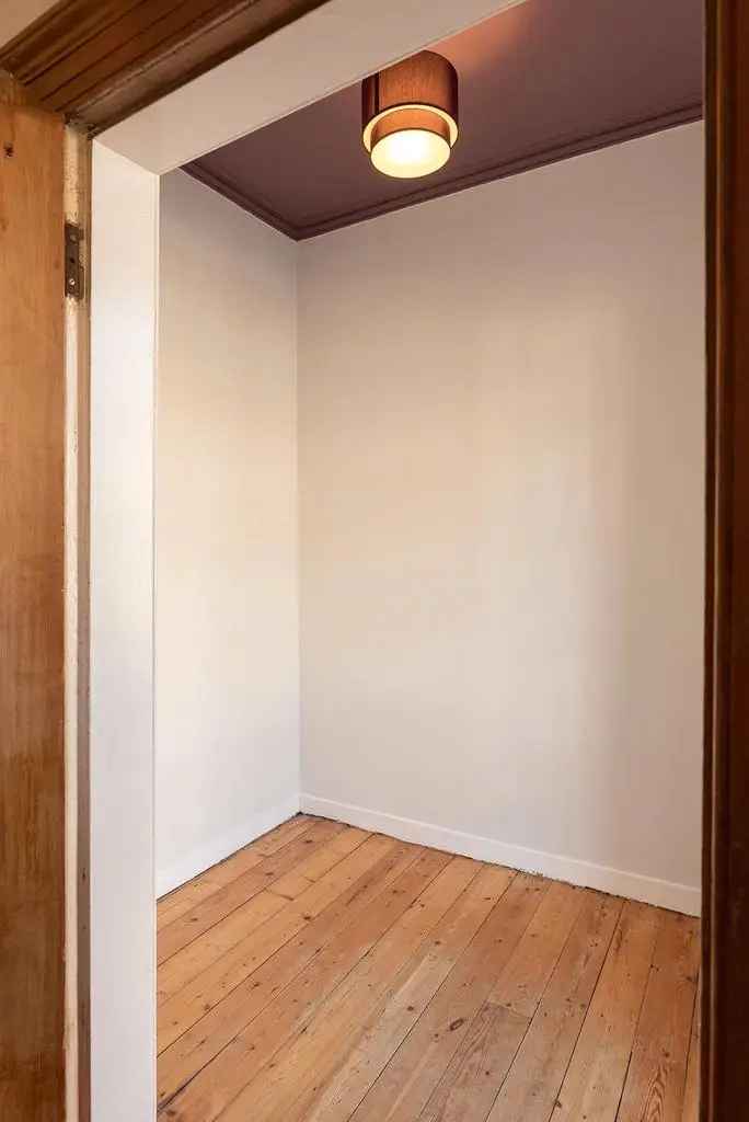2 Bedroom Apartment to Rent in Edinburgh New Town