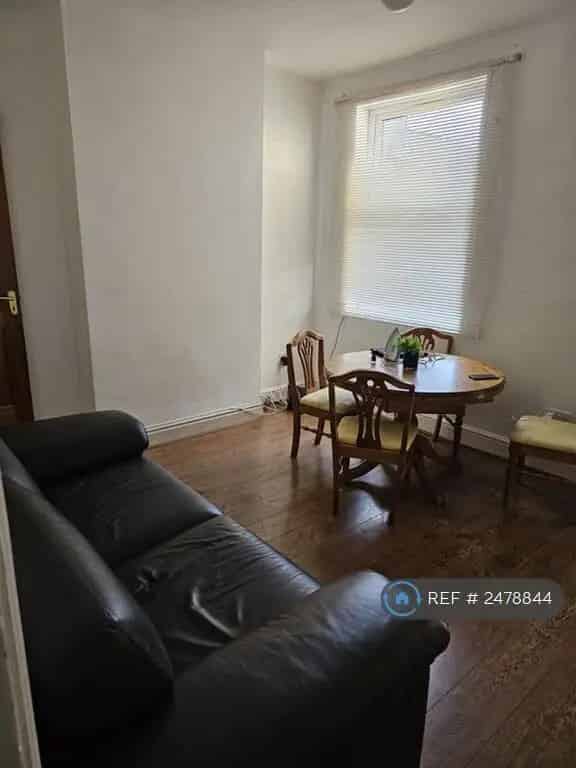 1 Bedroom House Share Near City Centre