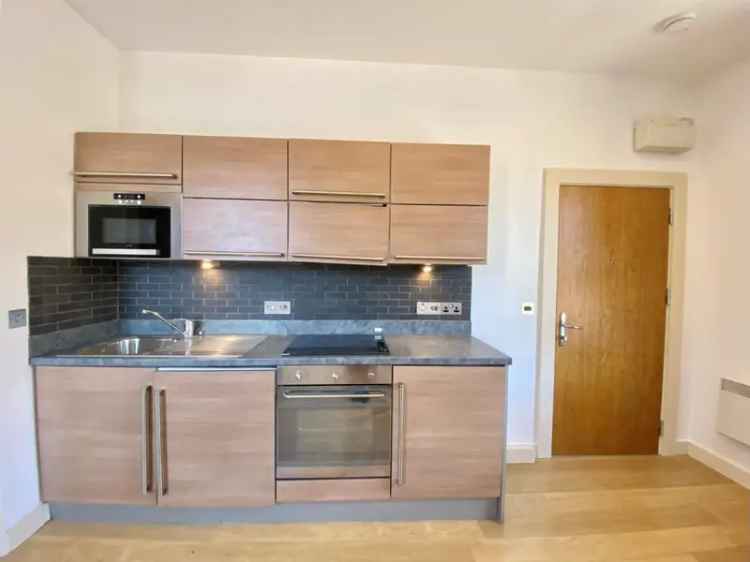 City Centre Studio Flat To Rent - Available Now