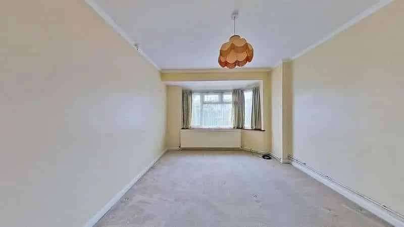 2 Bed Semi-Detached Bungalow For Sale - No Forward Chain