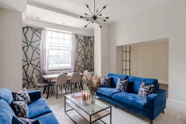 Flat to rent in Stanhope Terrace, Paddington, London W2