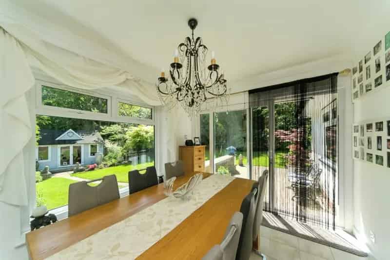 3-Bedroom Detached Chalet Bungalow Near Little Common Village