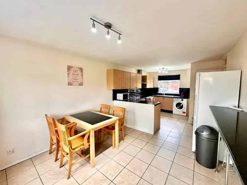 3 Bedroom House To Let in Wilnecote Tamworth
