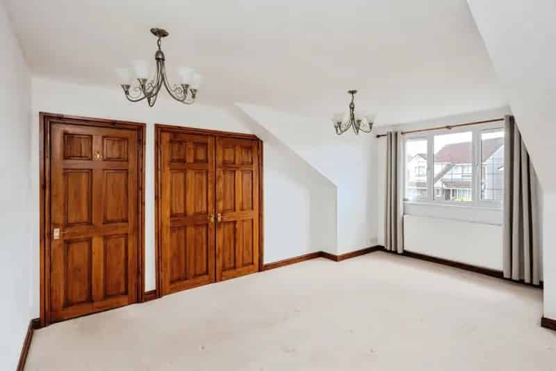 5 Bedroom Detached House Birchgrove - Family Home - No Chain