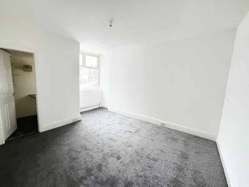 3 Bedroom Flat to Rent Blackpool FY4