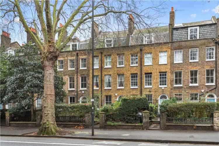 4 Bedroom House in London Walcot Conservation Area