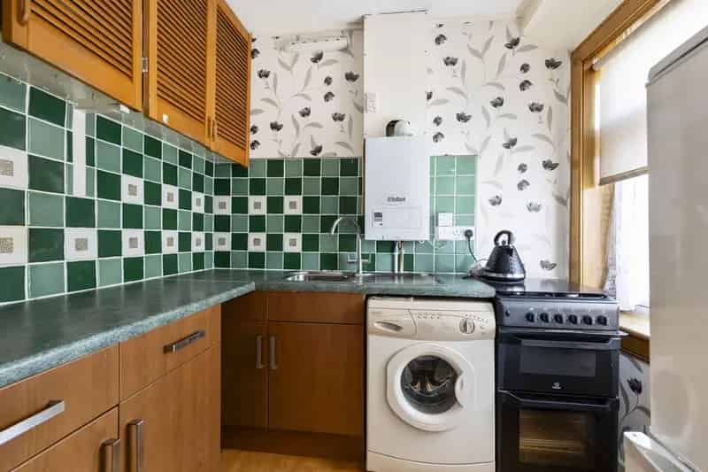 3 Bedroom Flat House to Rent in Edinburgh
