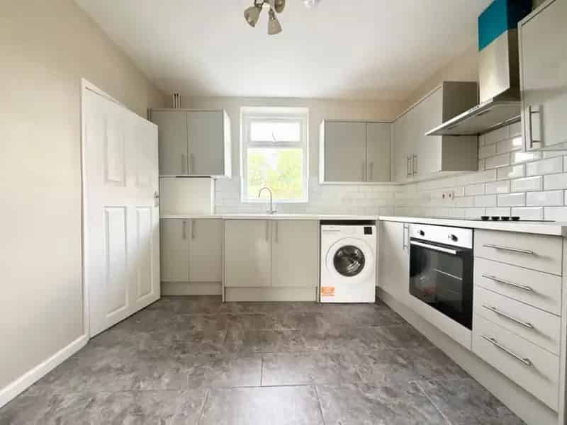 3 Bedroom House To Let Torksey Road