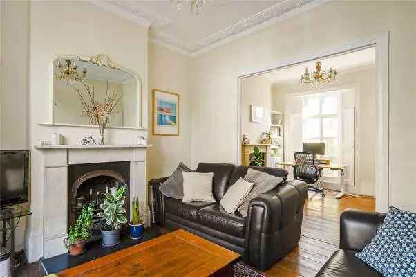 De Beauvoir Road, Hackney, London, N1 4DJ | Property for sale | Savills