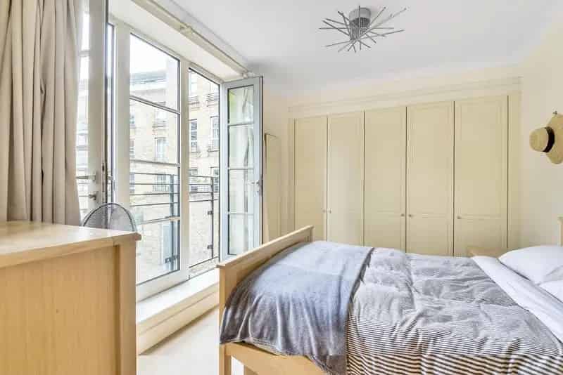 One Double Bedroom Apartment near Angel and Upper Street