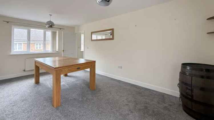 2 Bedroom Coach House For Sale in Leigh Park Westbury
