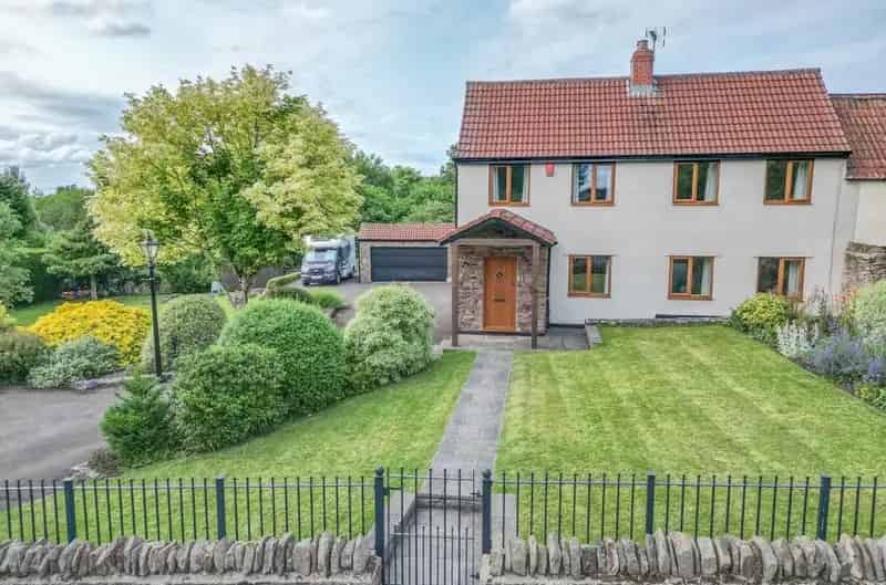 3 Bedroom Cottage for Sale