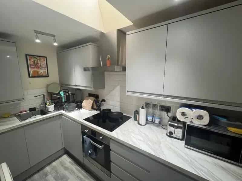 2 Bedroom Flat to Rent