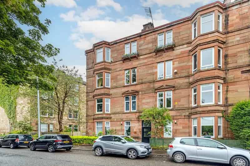 1 Bedroom Apartment for Sale in Shawlands Glasgow