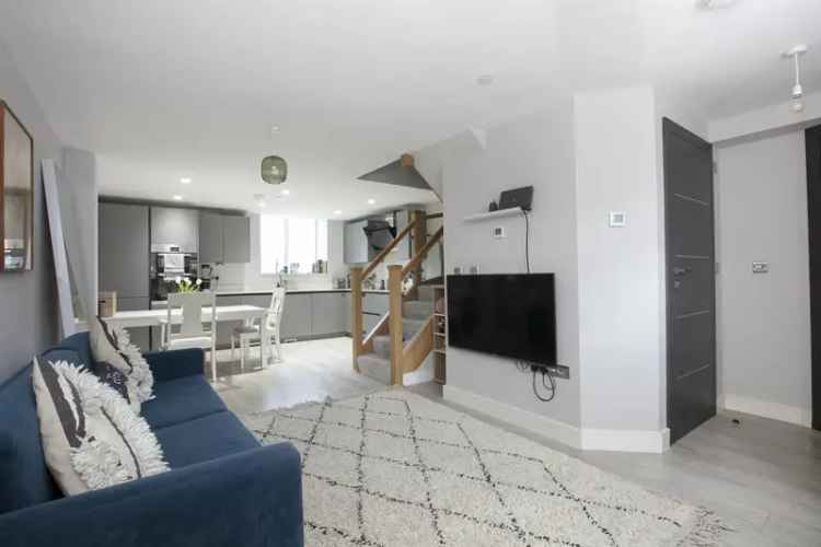 2 Bedroom Terraced House to Rent Nunhead