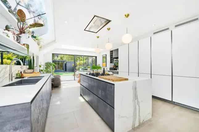 5 Bedroom Semi-Detached House East Dulwich SE22