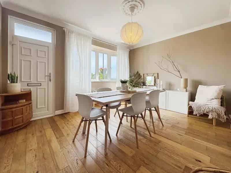 3 Bedroom Semi Detached House for Sale Kiveton Park South Yorkshire