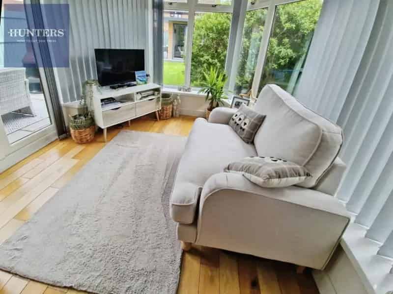 4 Bed Detached House for Sale Near Schools and Transport