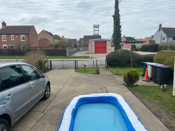 Three-Bed House Near Schools Large Driveway