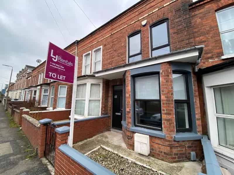 Newly Refurbished 4 Bed Terrace House Near Lisburn Road