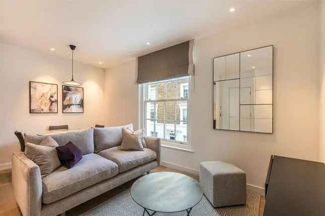 2 Bed 2 Bath Maisonette Chelsea SW3 Available April 2025