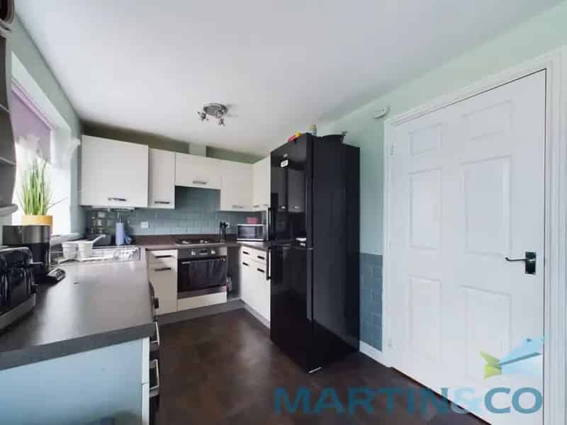 4 bedroom House
 For Sale