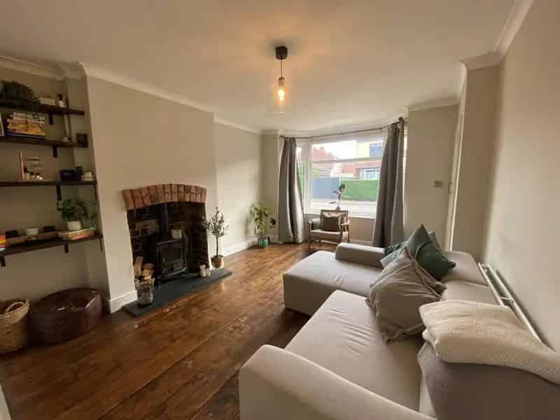 2 Bedroom Semi-Detached House For Sale in Hull