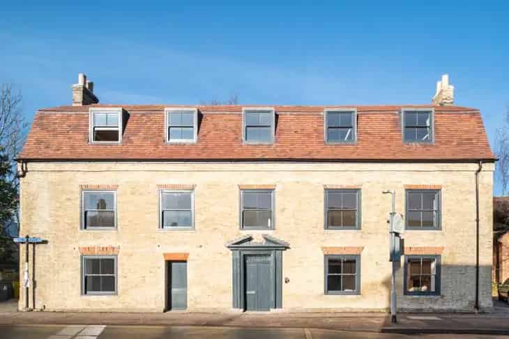 Cambridge City Centre Office: Grade II Listed Building
